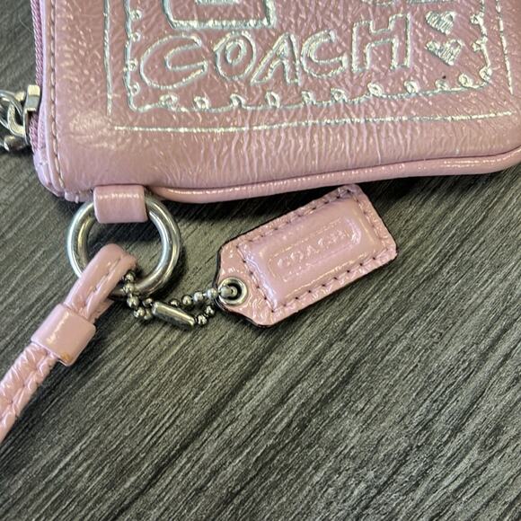 Coach Poppy Wristlet Wallet/Coin Purse - Picture 3 of 7